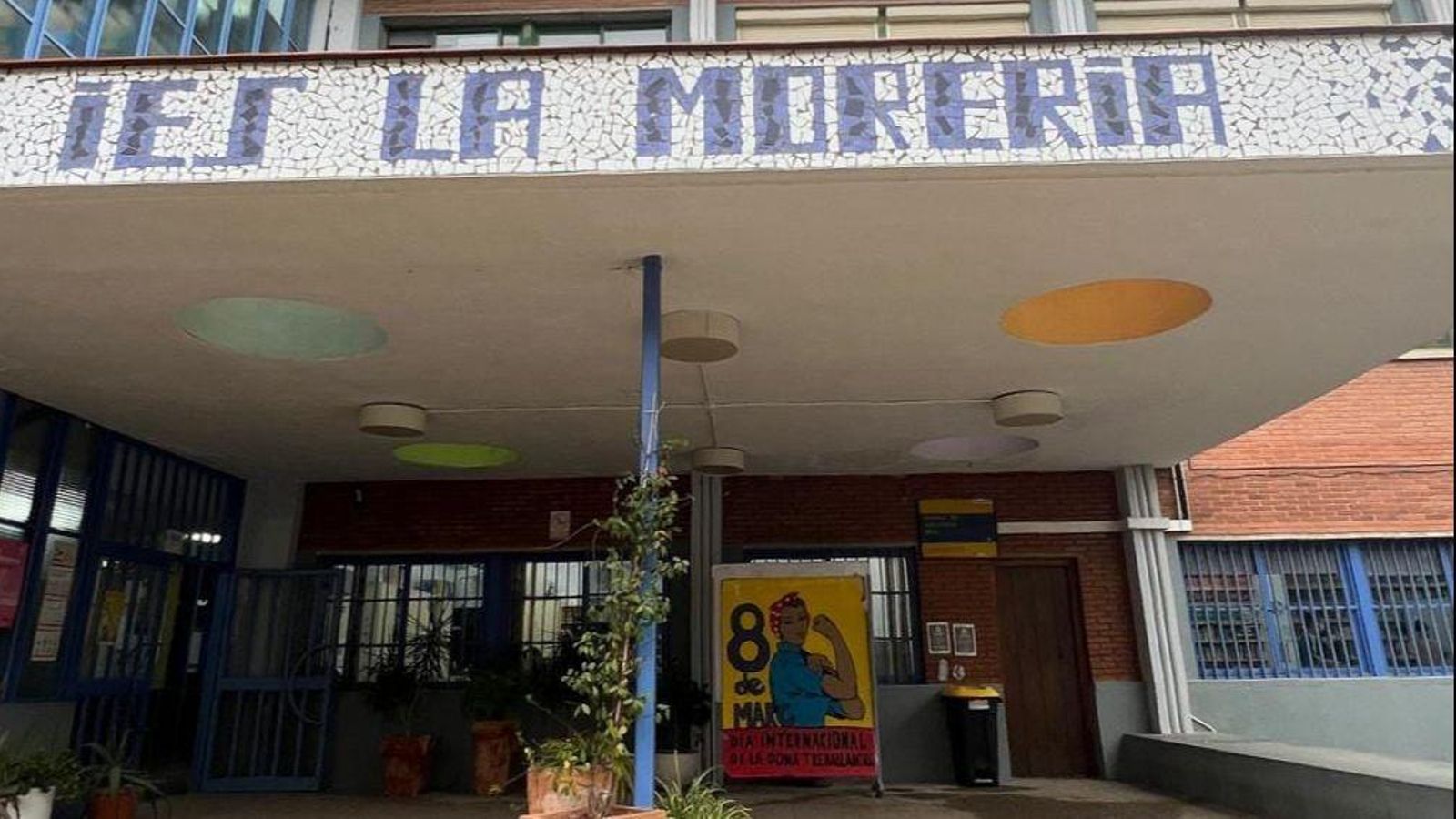 Imtatge d'arxiu de l'IES la Moreria de Mislata