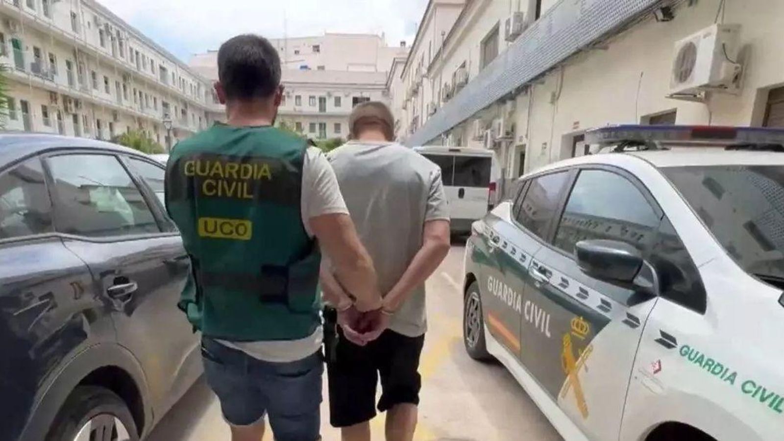 Imatge d'arxiu de la detenció d'una persona a Burjassot