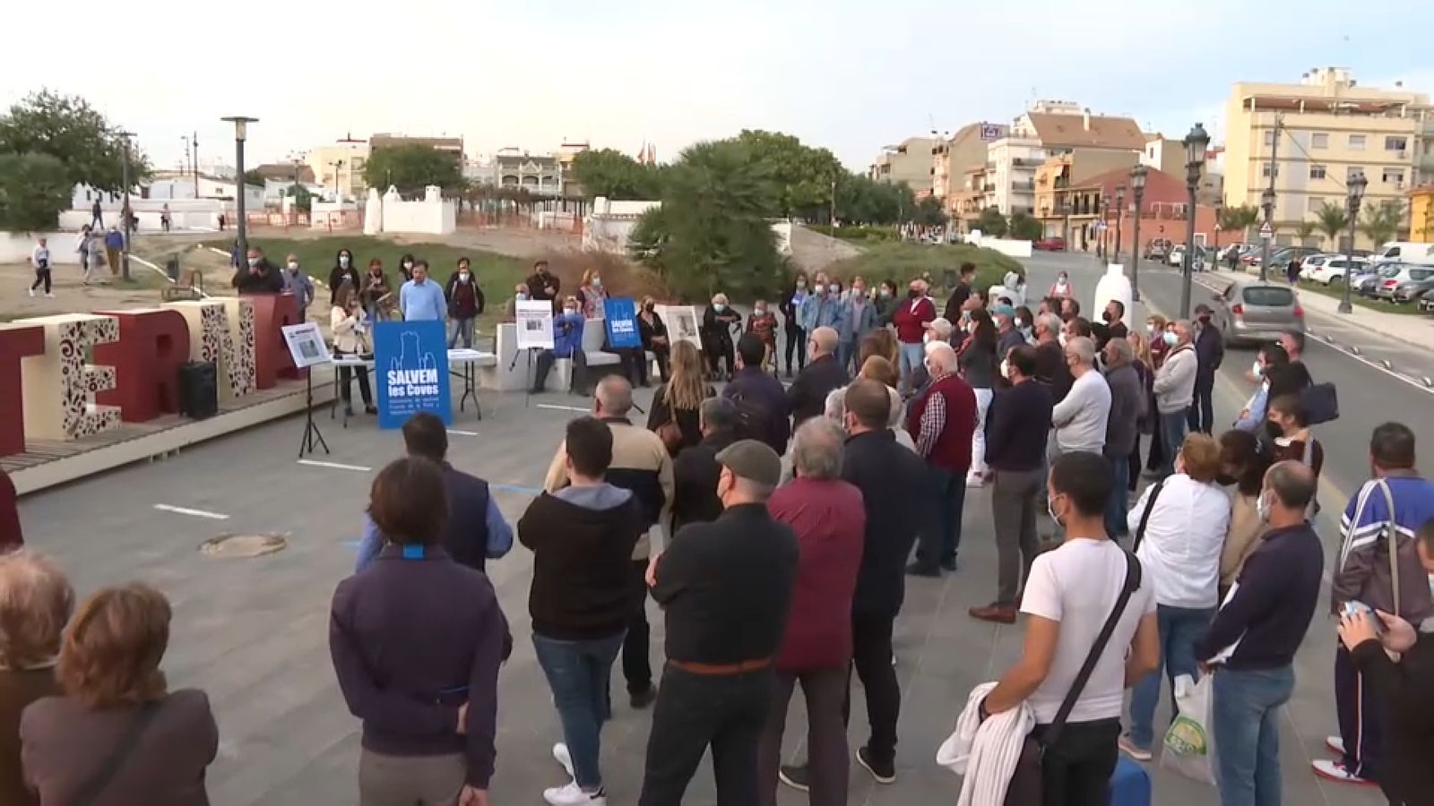 El veïnat de les Coves de Paterna reclama un Pla de Regeneració Integral