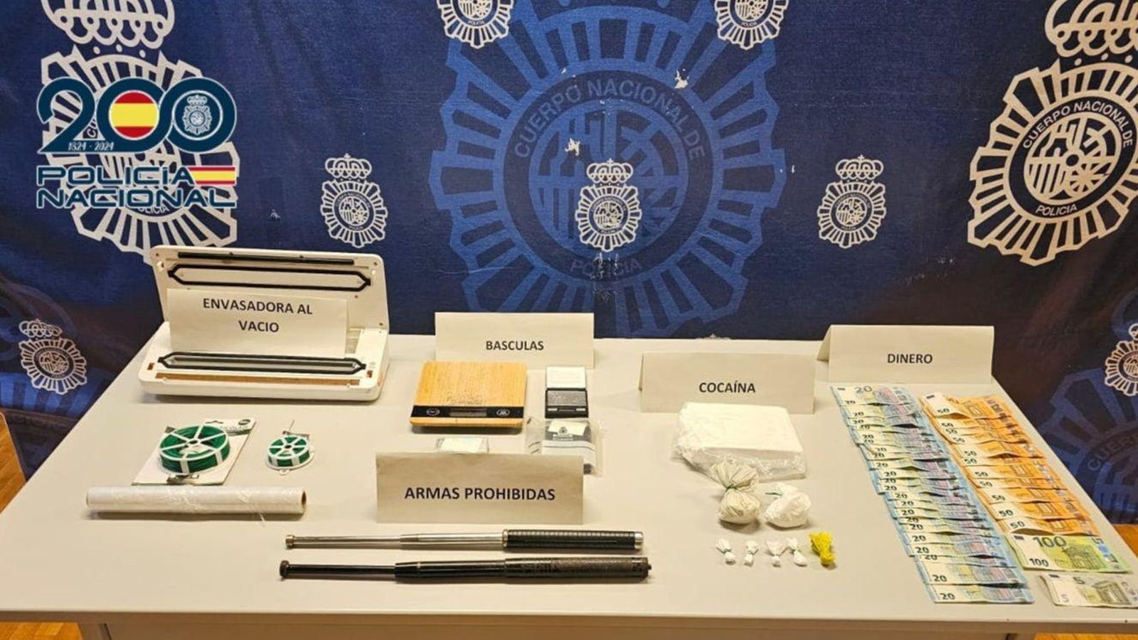 Material requisat per la Policia Nacinoal en l'operació