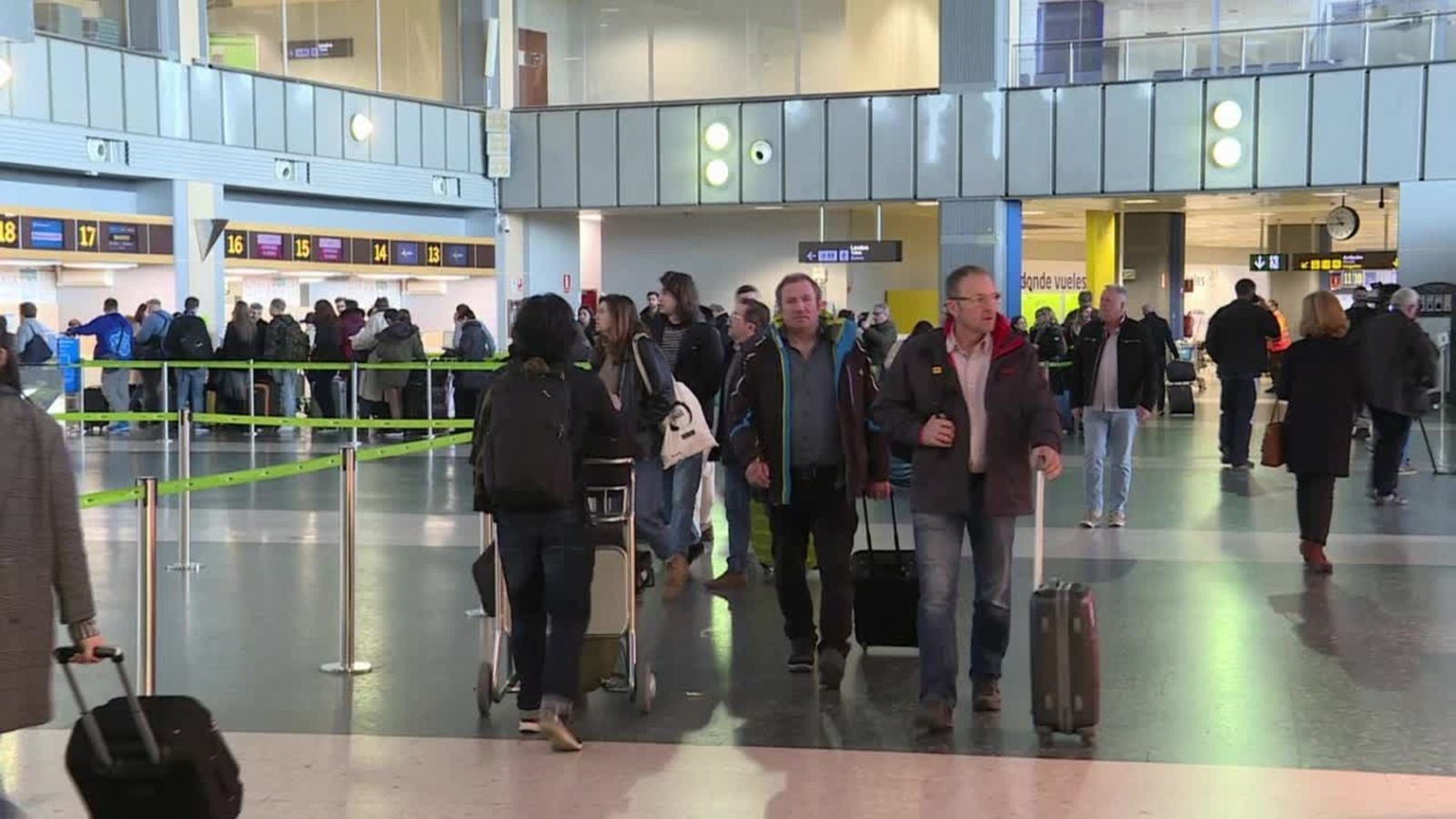 Passatgers en l'aeroport de València