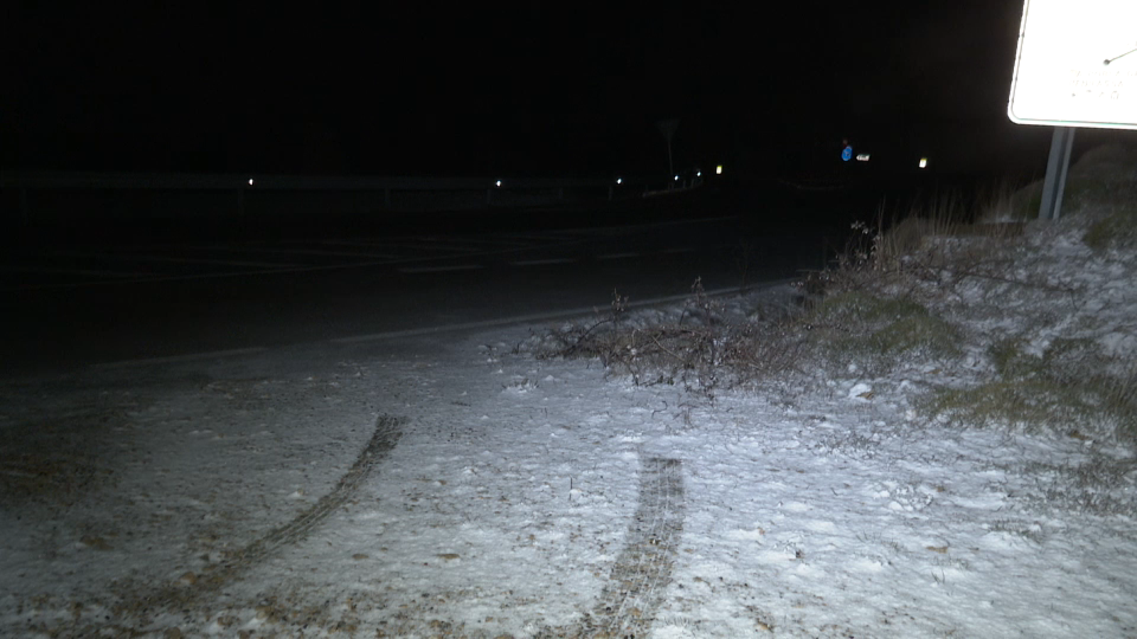 Neu a Torre Miró, Ports