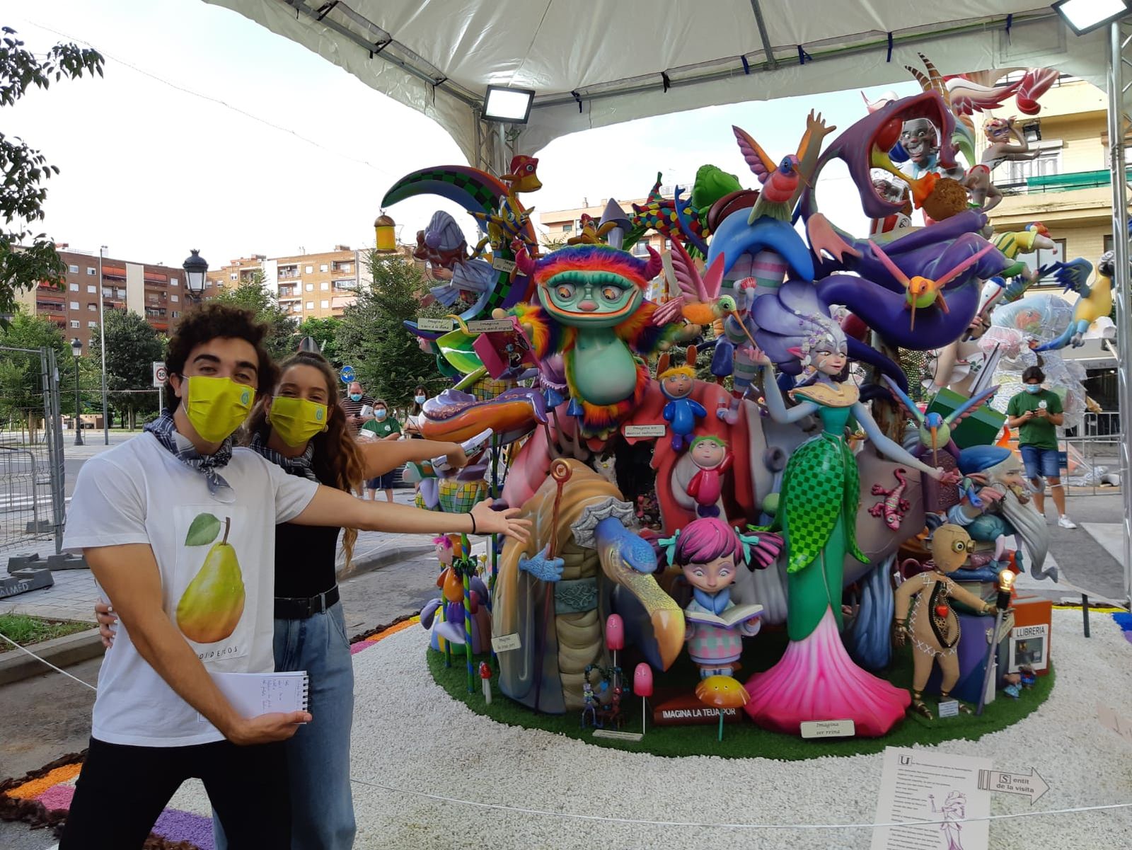 Laia i Pau a la falla infantil Arxiduc Carles - Músic Gomis de València