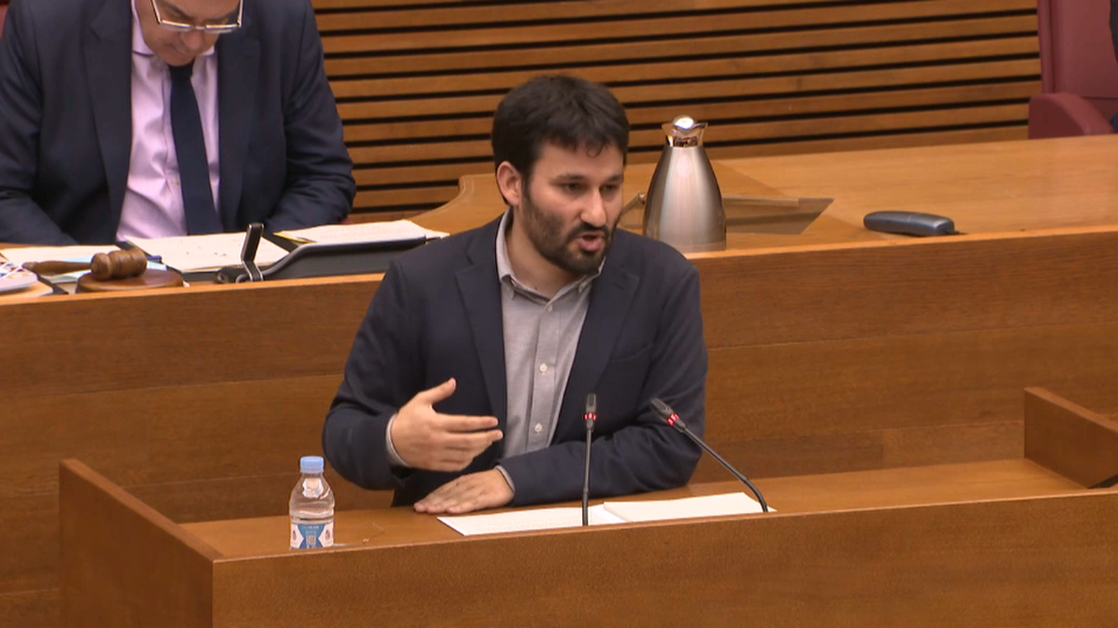 Vicent Marzà, durant la compareixença a les Corts