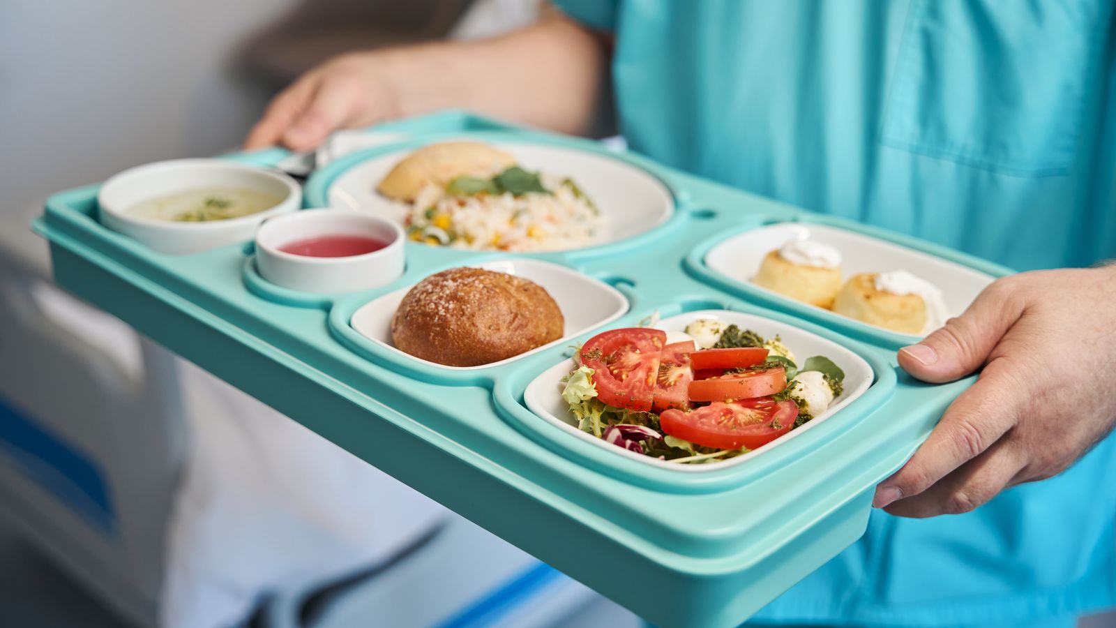 Safata amb menjar d''un hospital, en una imatge d'arxiu