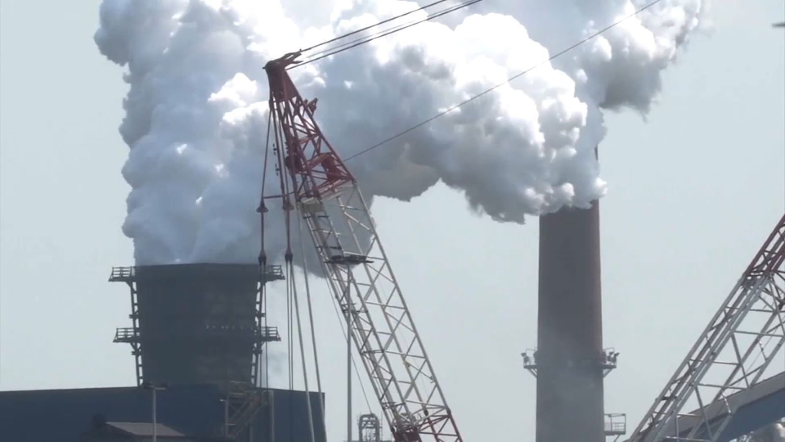 Respirar diàriament aire contaminat augmenta el risc de patir alzheimer i pàrkinson