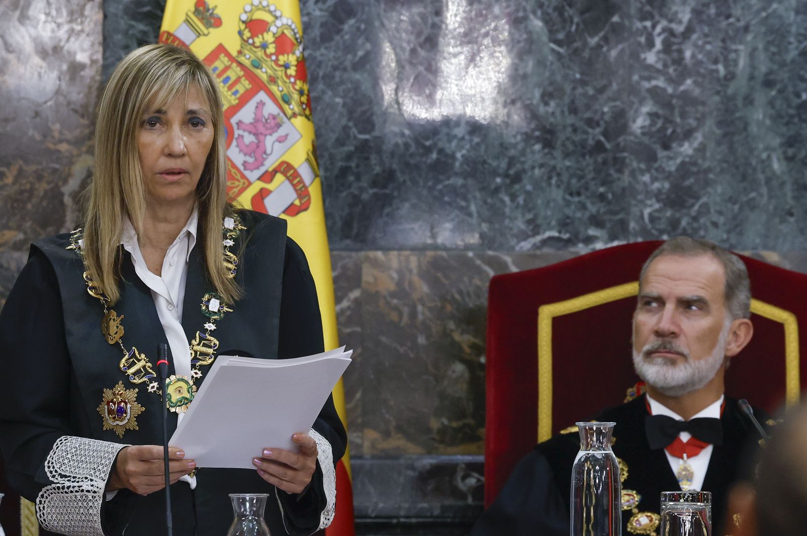 El rei Felip VI atén en el primer parlament de la presidenta del CGPJ i del Tribunal Suprem, Isabel Perelló
