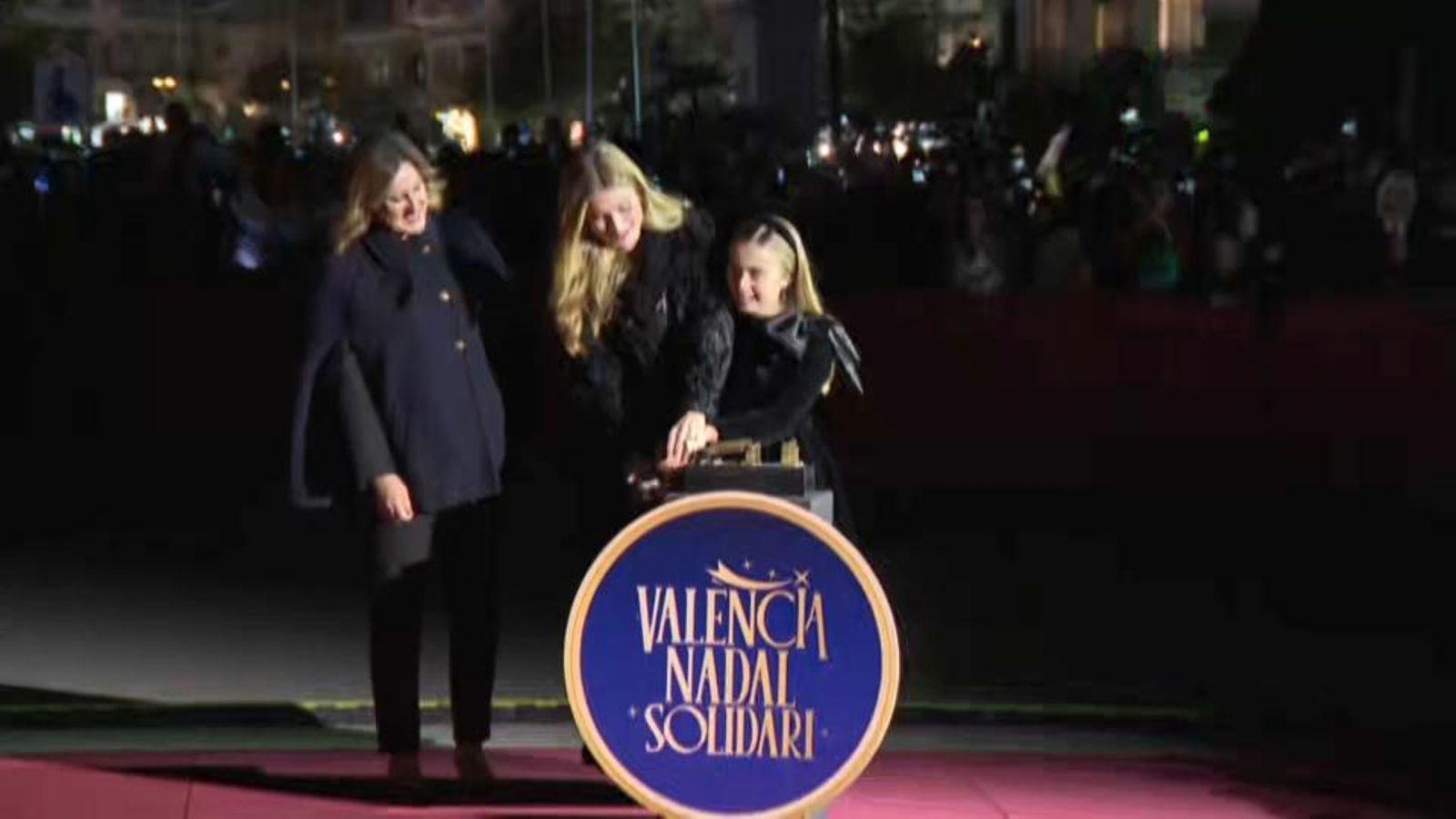 València inaugura el Nadal amb l'encessa de llums