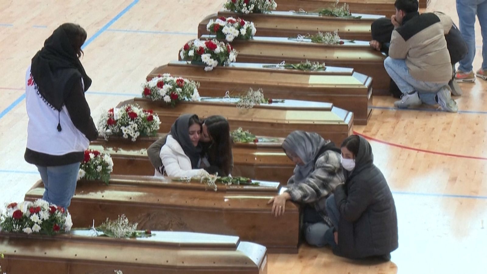 Tragèdia migratòria a Lampedusa, on han mort més de 60 persones