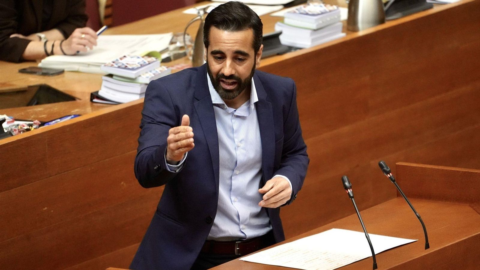 El síndic del PSPV, José Muñoz, en una intervenció a les Corts El síndic del PSPV, José Muñoz, en una intervenció a les Corts
