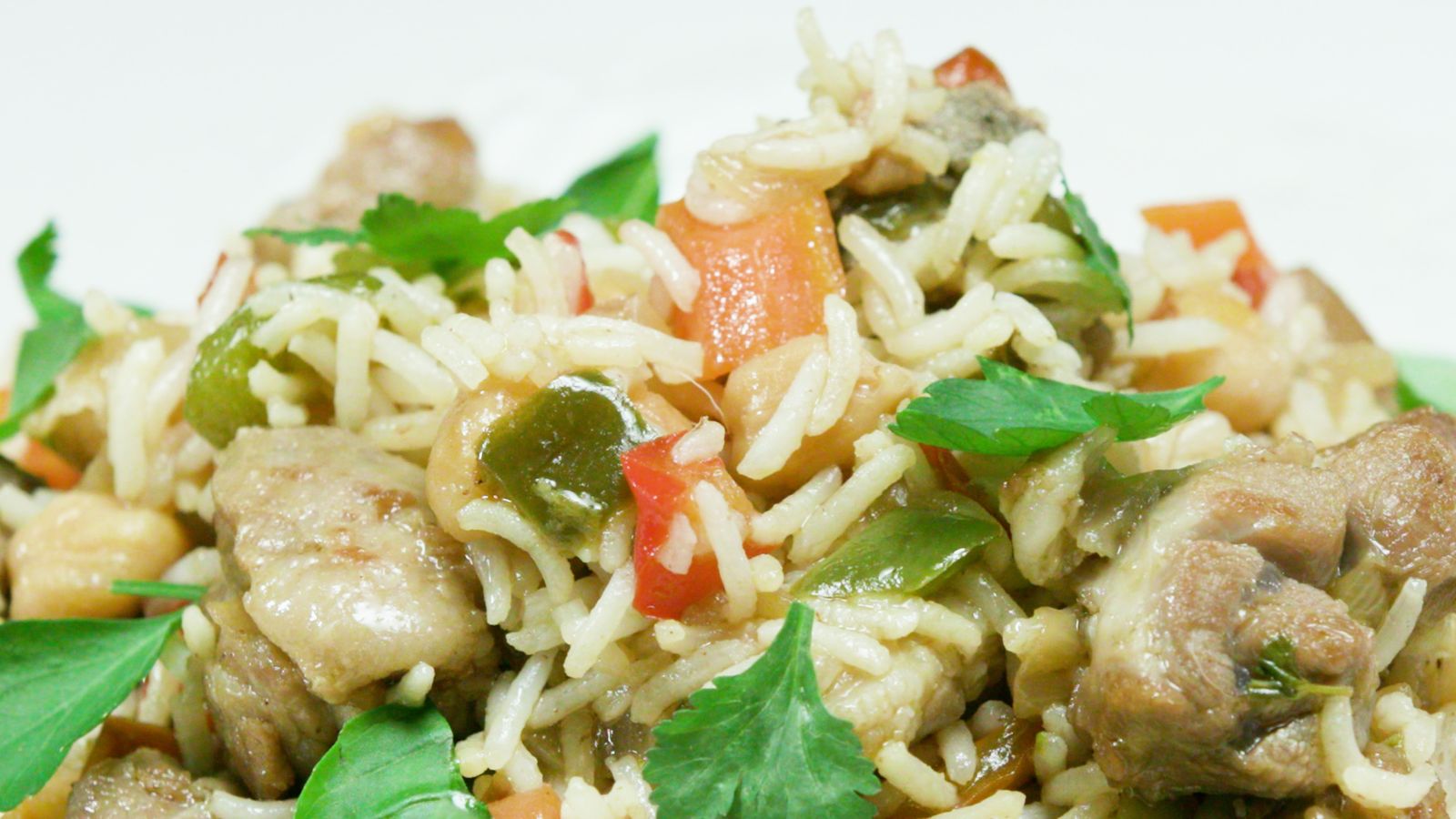 Corder guisat, cigrons refregits i arròs