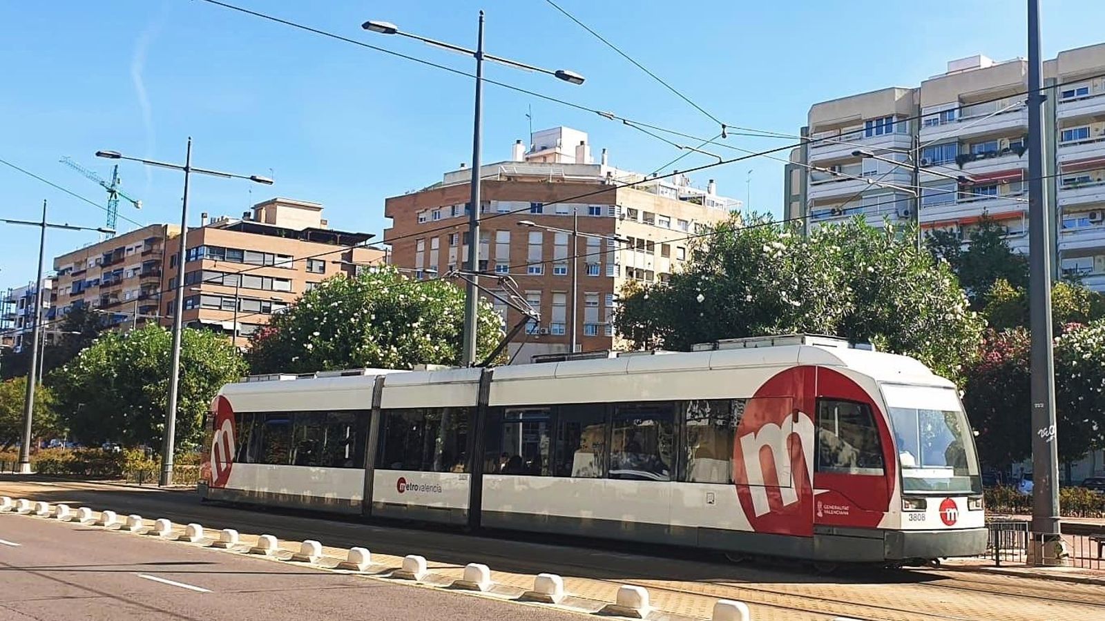 Imatge d'arxiu d'un tramvia de MetroValència Imatge d'arxiu d'un tramvia de Metrovalència