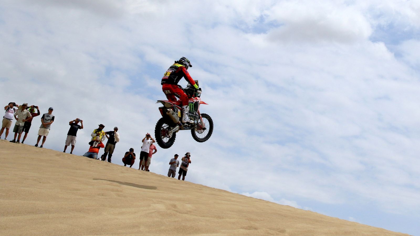 El castellonenc Joan Barreda guanya la primera etapa del Dakar 2019.