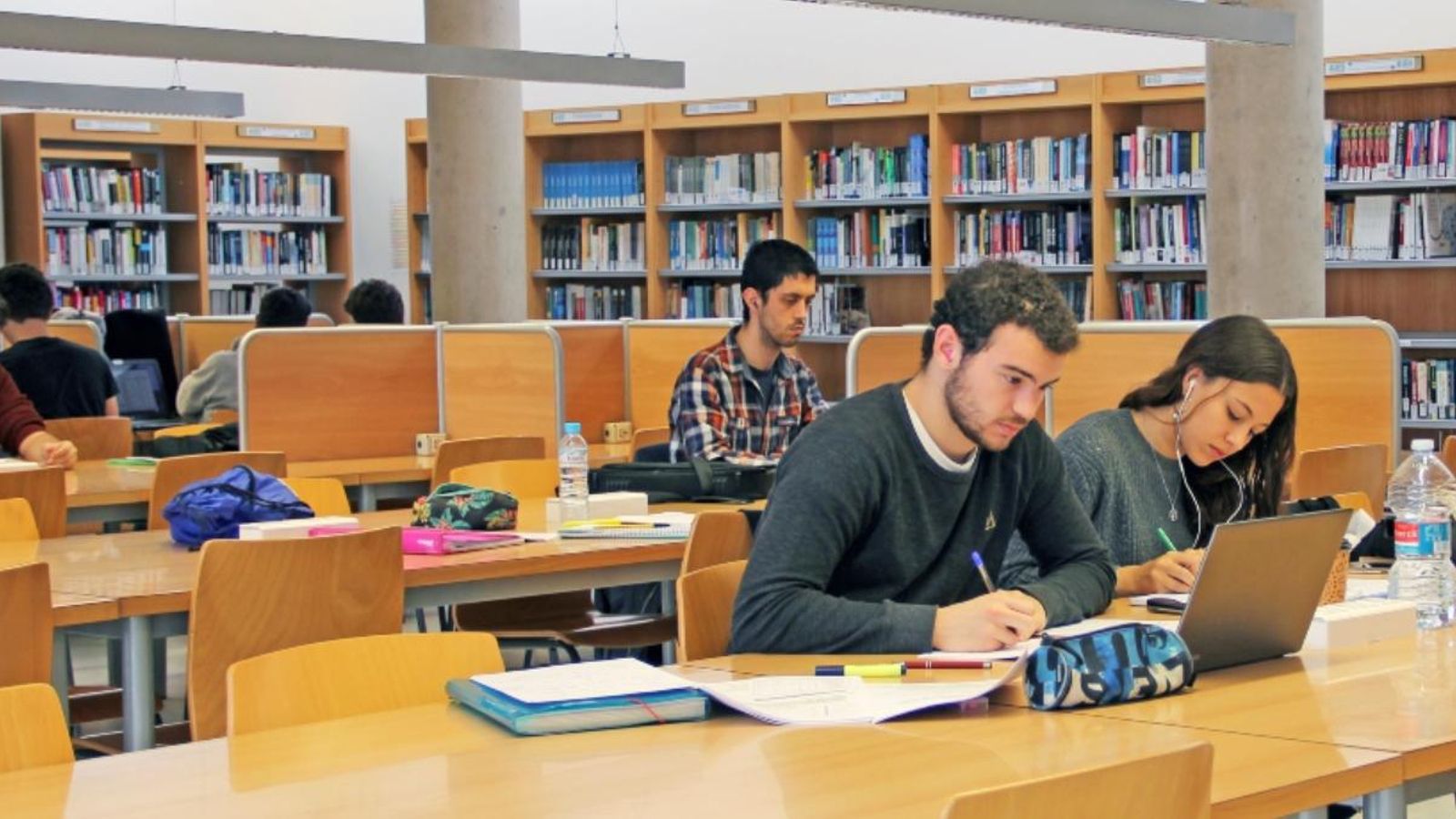 Estudiants a la Universitat Politècnica de València