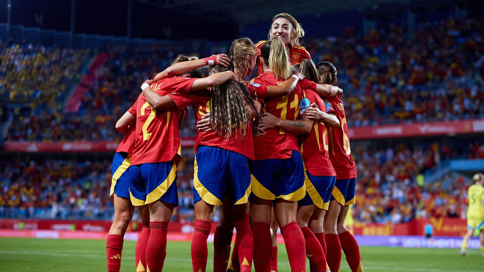 Les jugadores espanyoles celebren un dels gols