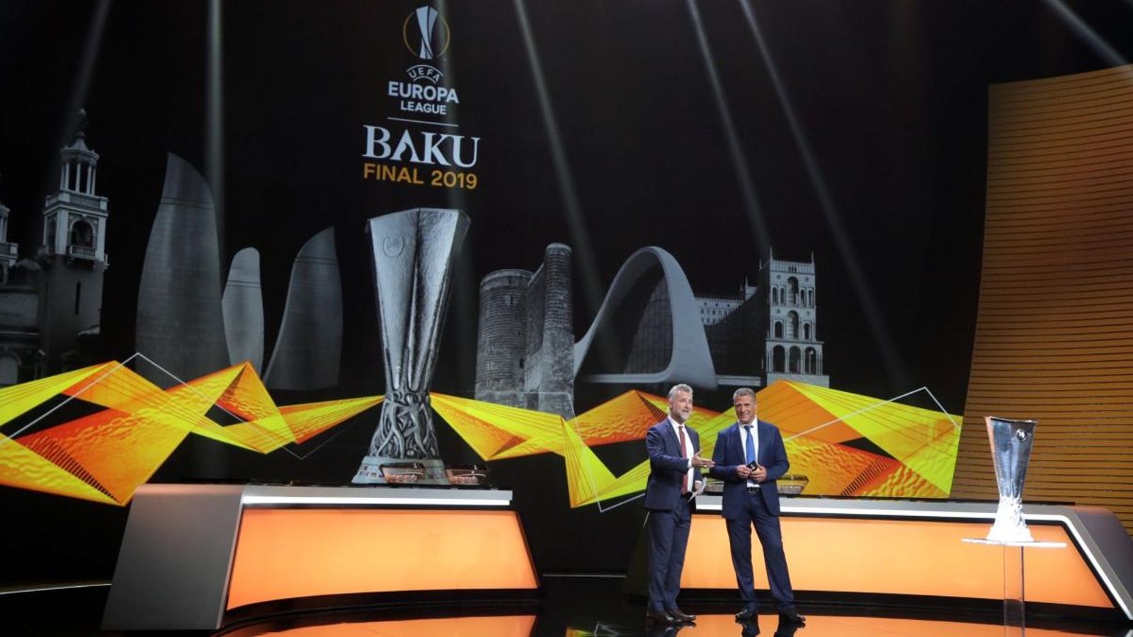 Sorteig de la fase de grups de l'Europa League al Forum Grimaldi de Mònaco.