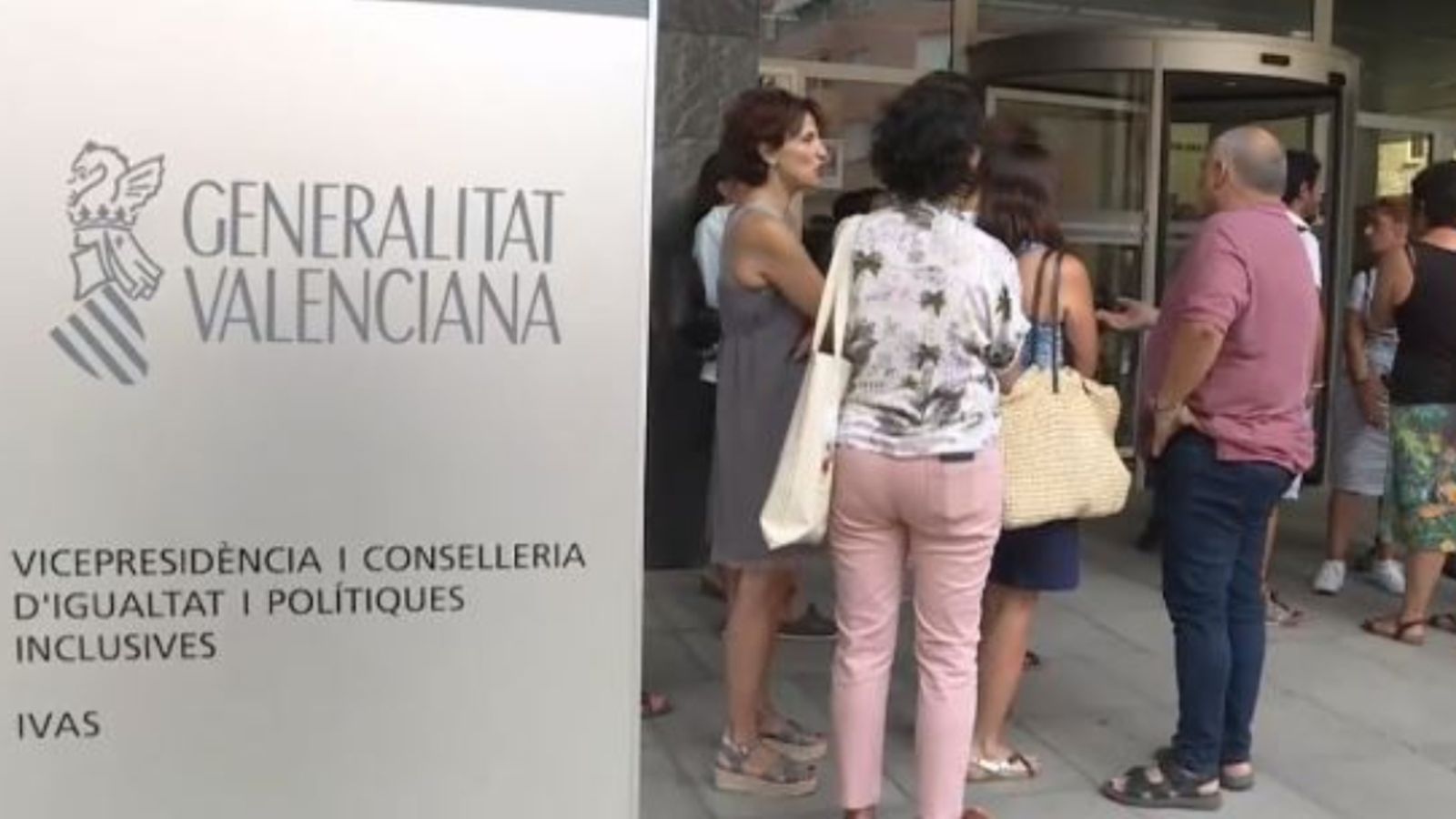 Treballadors de centres de menors denuncien 9 mesos d\'impagaments