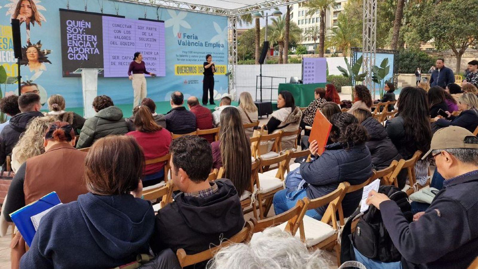 Una de les conferències de la fira València Emplea, que organitzava la fira Valencia Activa al llit del Túria fa unes setmanes