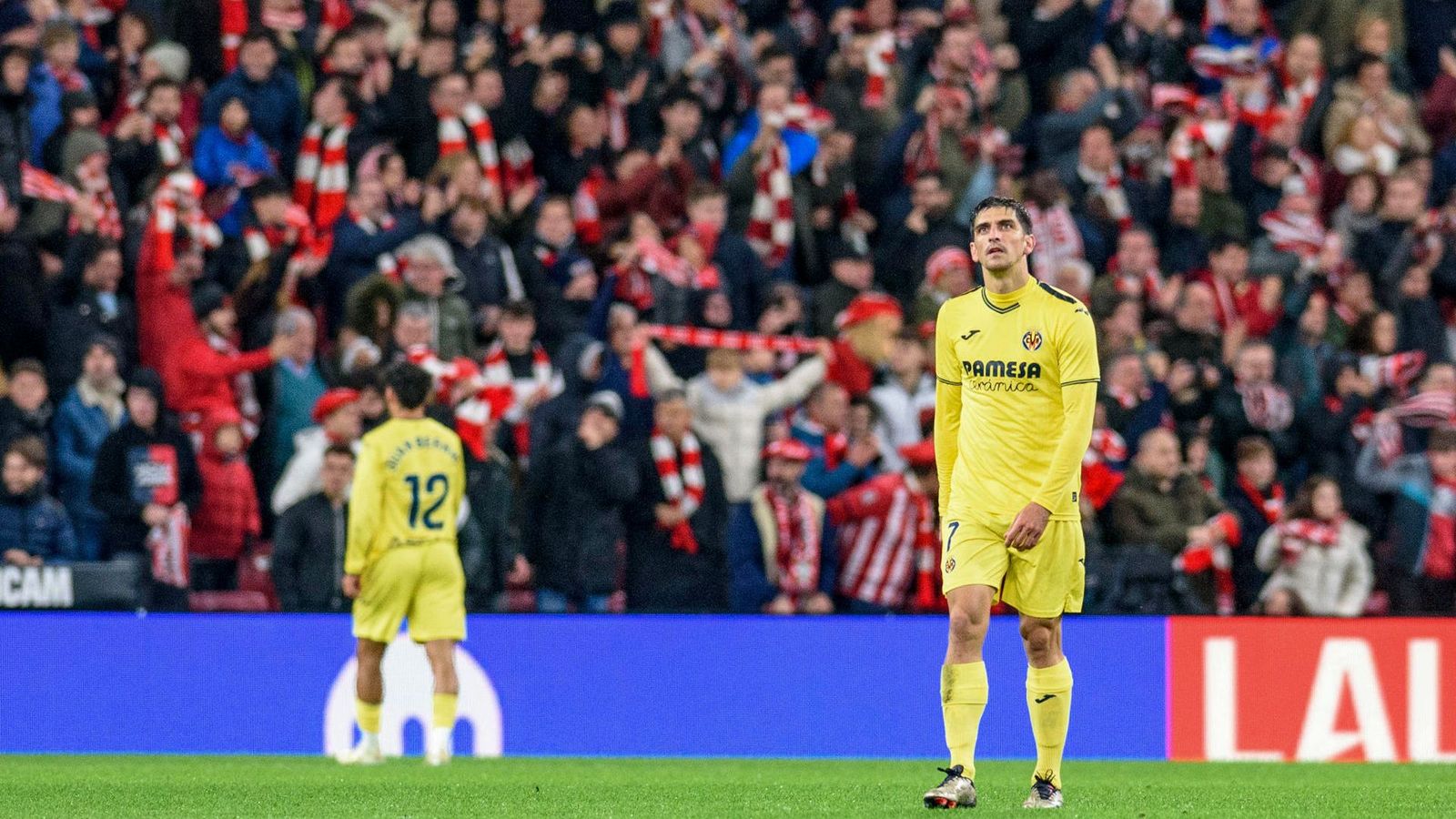 Gerard es lamenta després d'un gol rival