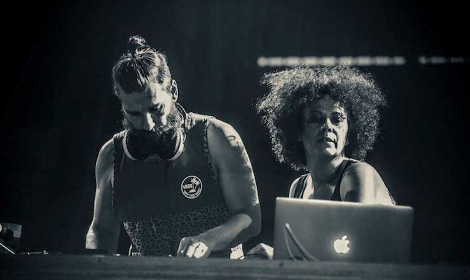 08.12.2021 | “Música lliure”, Soledad Vélez, Sellas, Kharnassein i We Are Not DJs