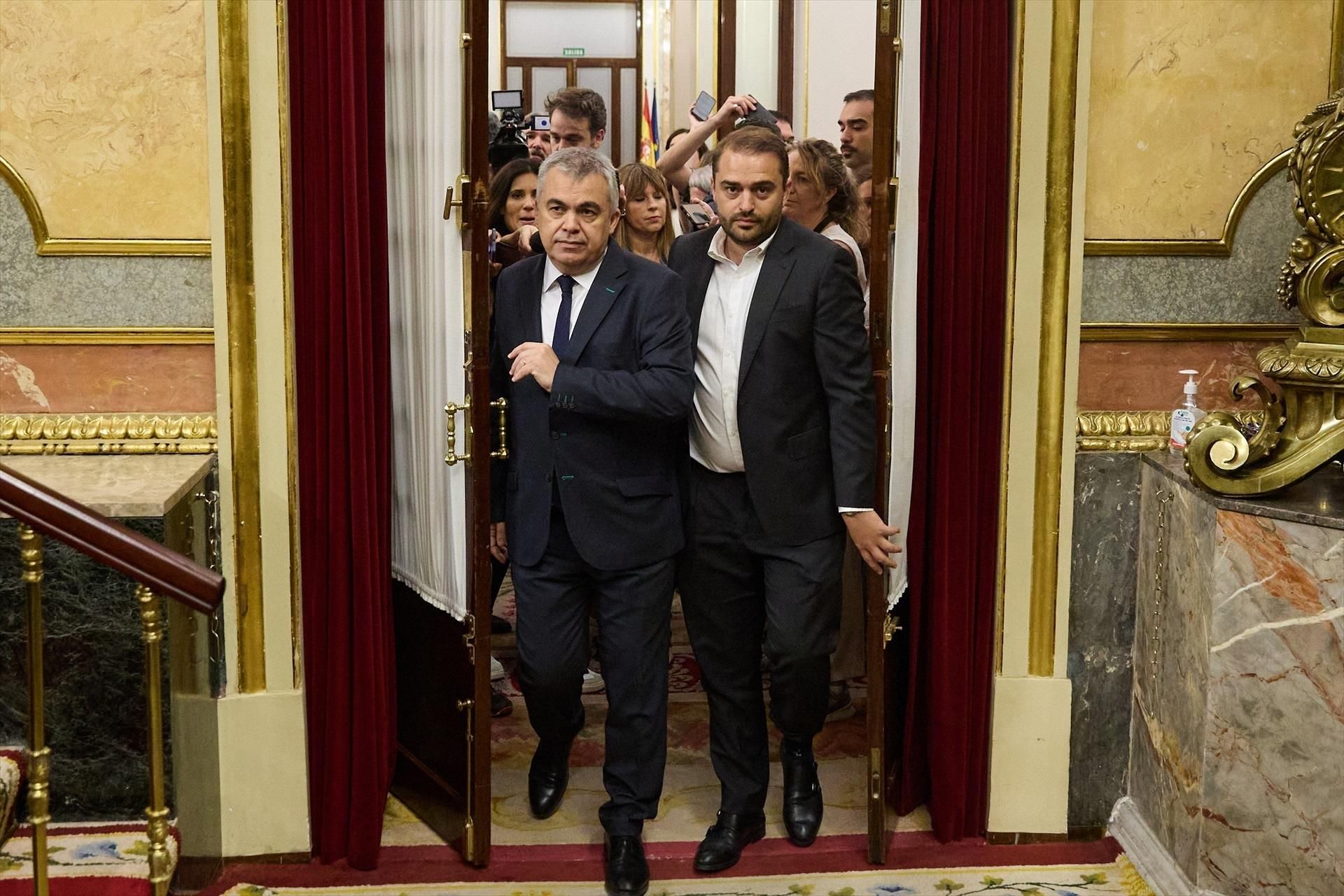 L'exsecretari d'organització del PSOE, Santos Cedan, a l'arribada este dijous a la sessió plenària del Congrés