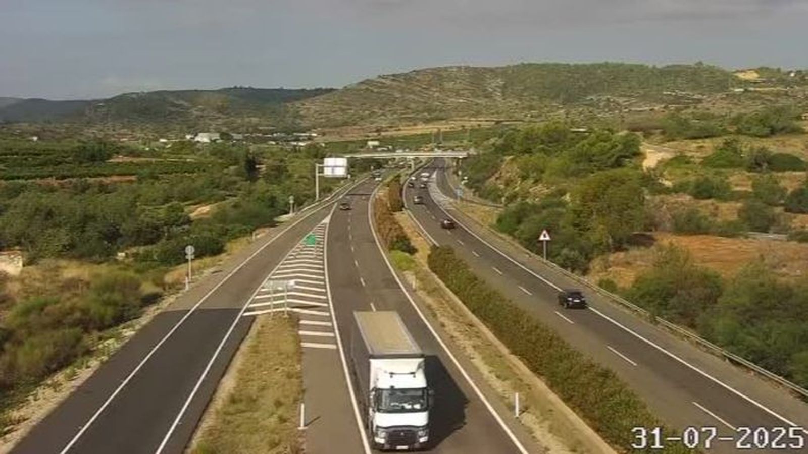 L'AP-7 ha acumulat cues a l'altura de Torreblanca este dijous
