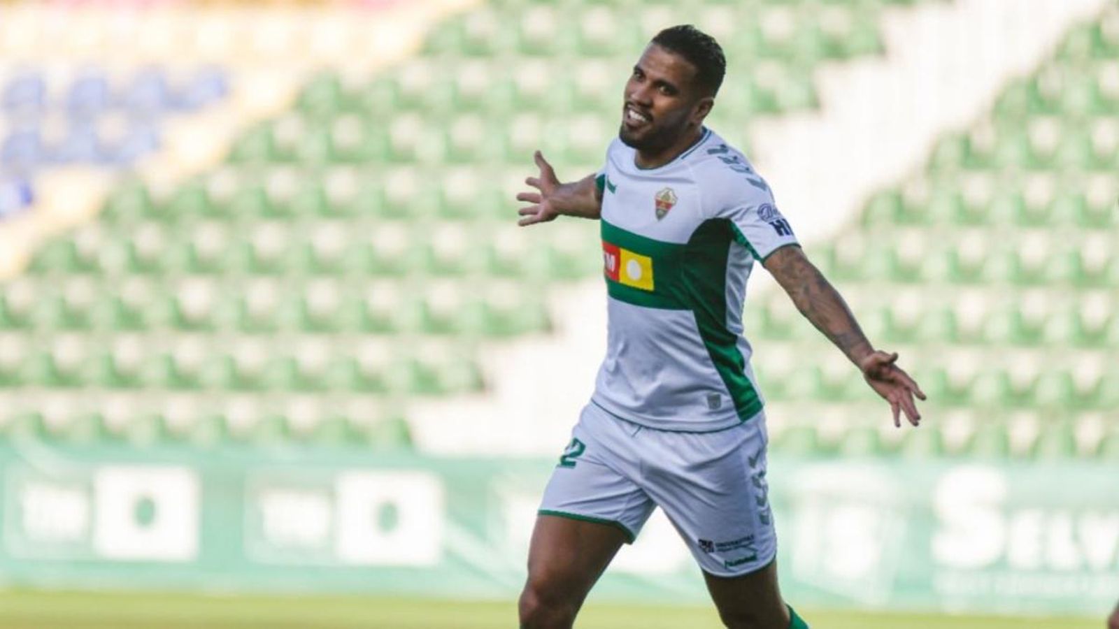 Jonathas, jugador de l'Elx