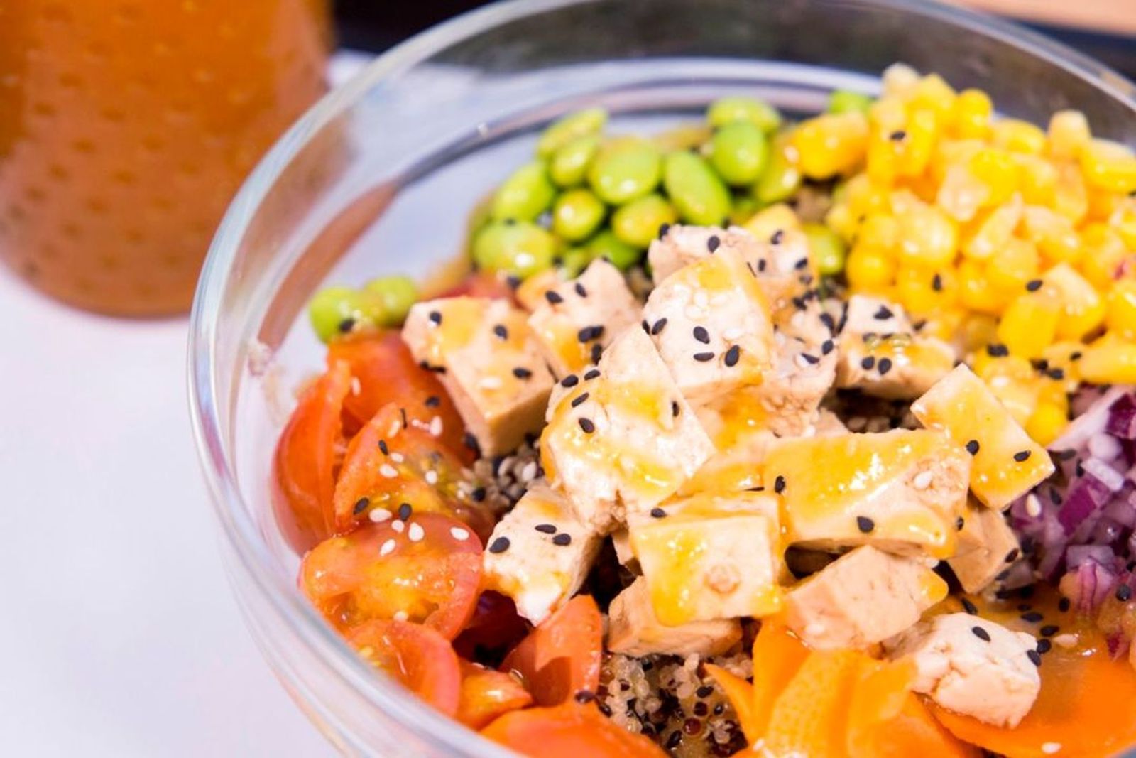 12.03.2019 | La cuina hawaiana arriba a València de la mà del \'poké\'