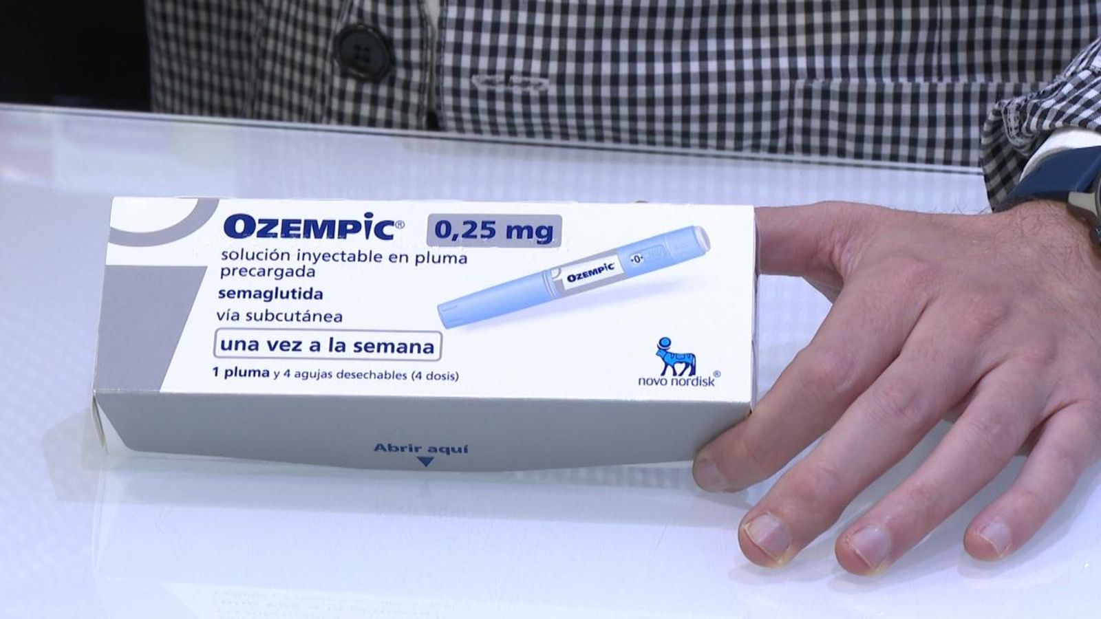 El medicament s'administra mitjançant una injecció i produeix una sensació de sacietat