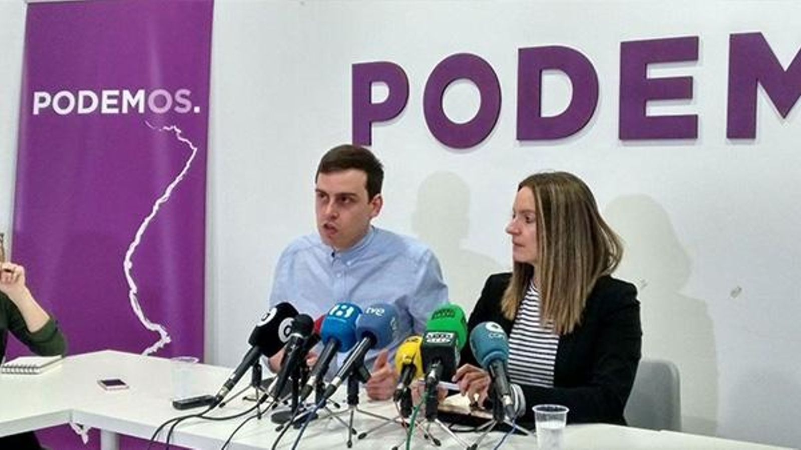 Ferran Martínez, secretari d'Anàlisi Política, i Àngela Ballester, secretària d'Acció Institucional de Podem