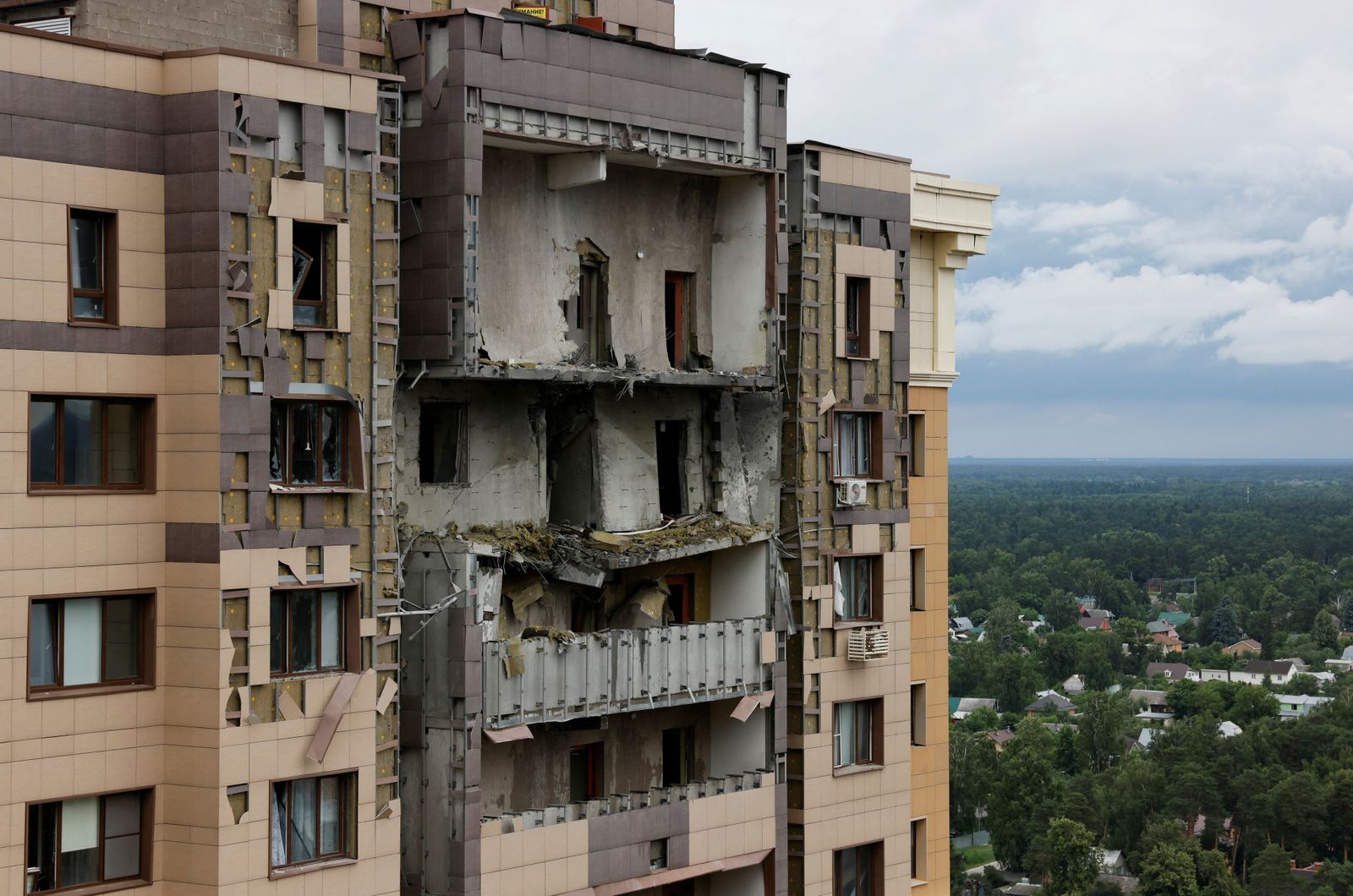 Danys per l'impacte d'un dron a un edifici de Moscou