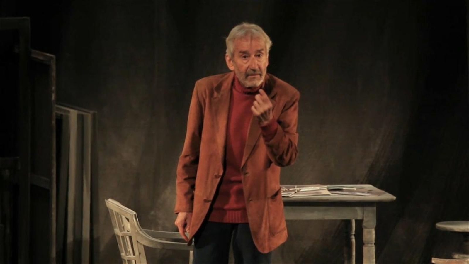 VÍDEO | José Sacristan homenatja l\'escriptor Miguel Delibes al Teatre Olympia de València