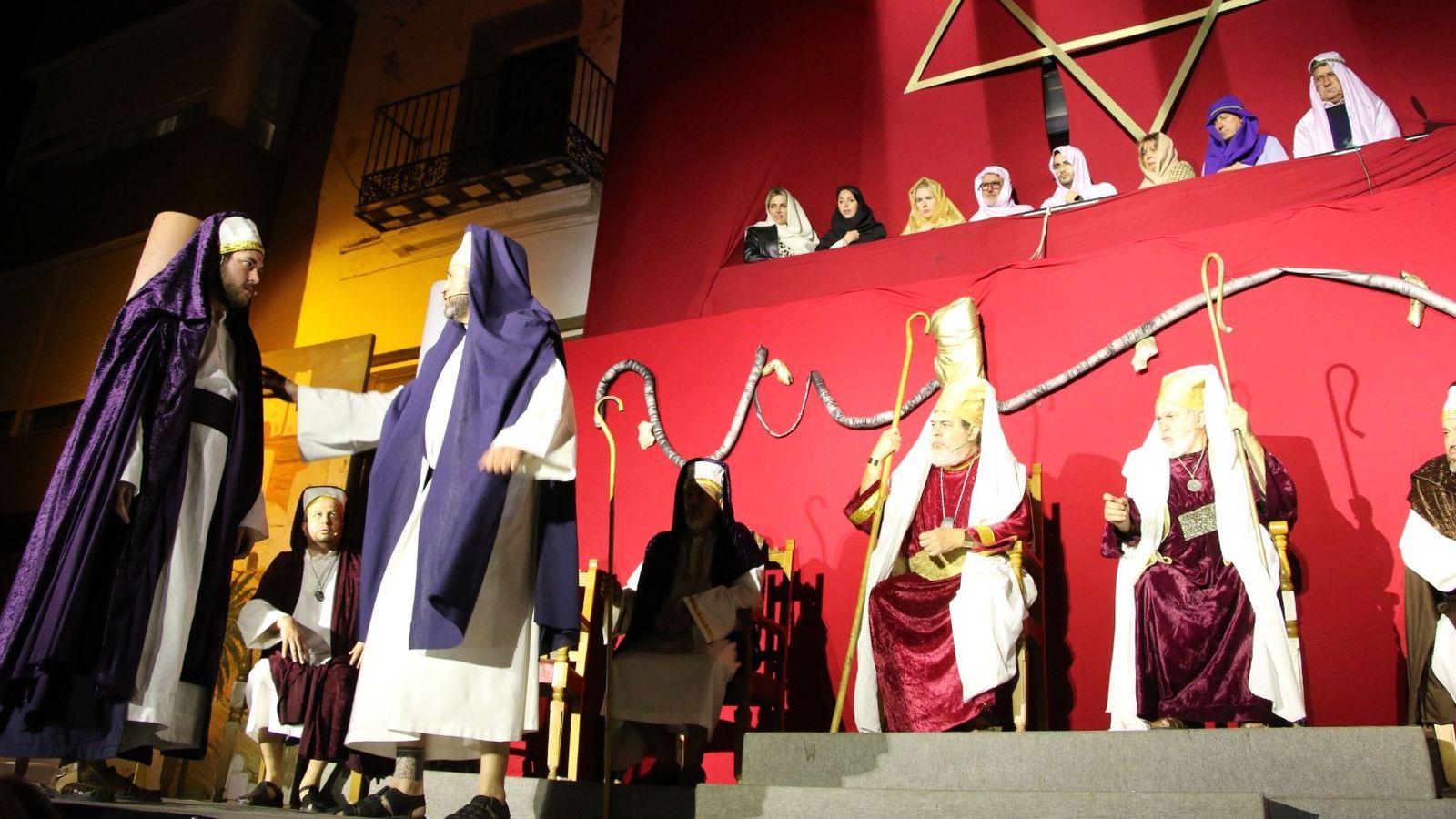 Una de les escenes de la representació de la passió que va acollir Torreblanca aquest dijous a la nit