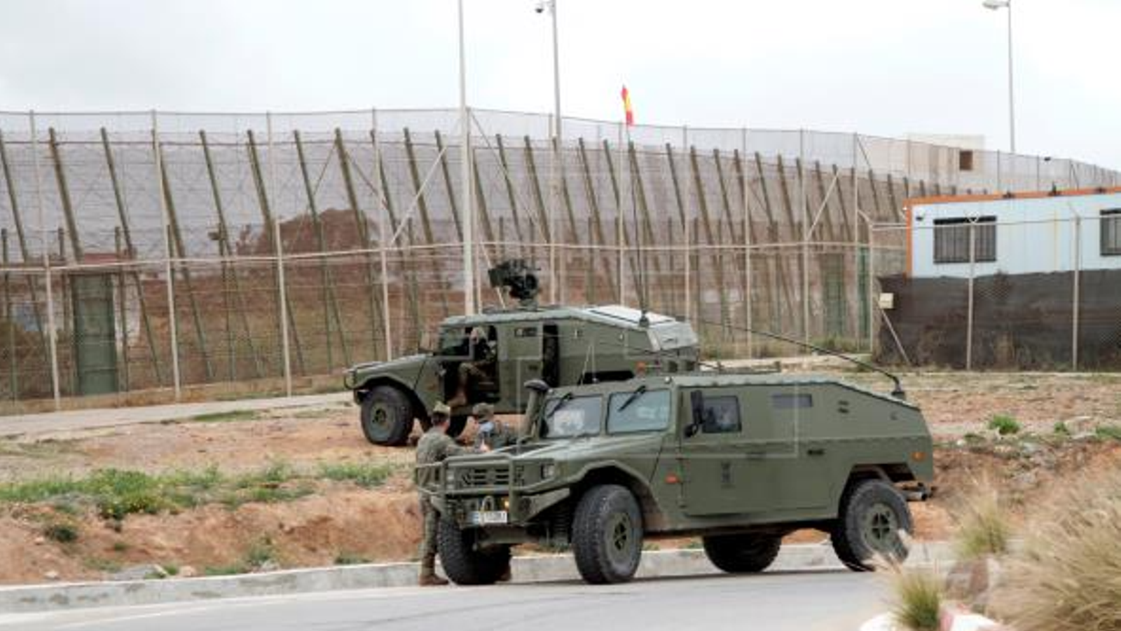 Desplegament de l'exèrcit en la tanca de Melilla en una imatge d'arxiu