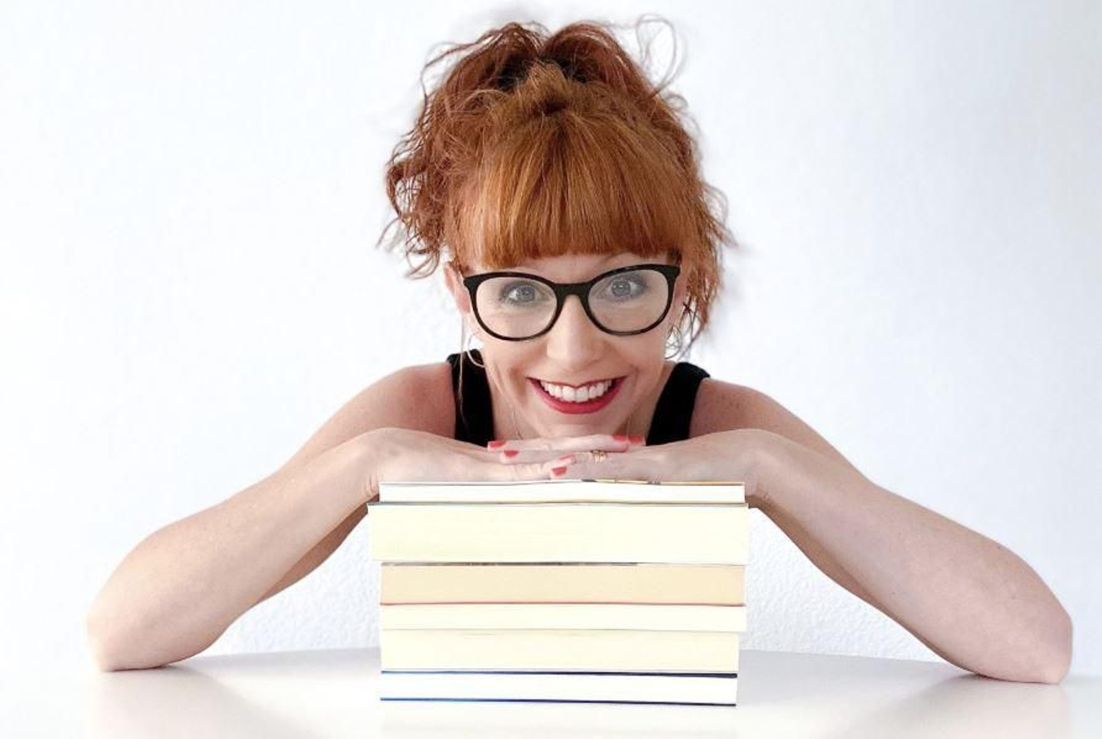 Magda Simó, guanyadora del VII Premi Lletraferit de Novel·la