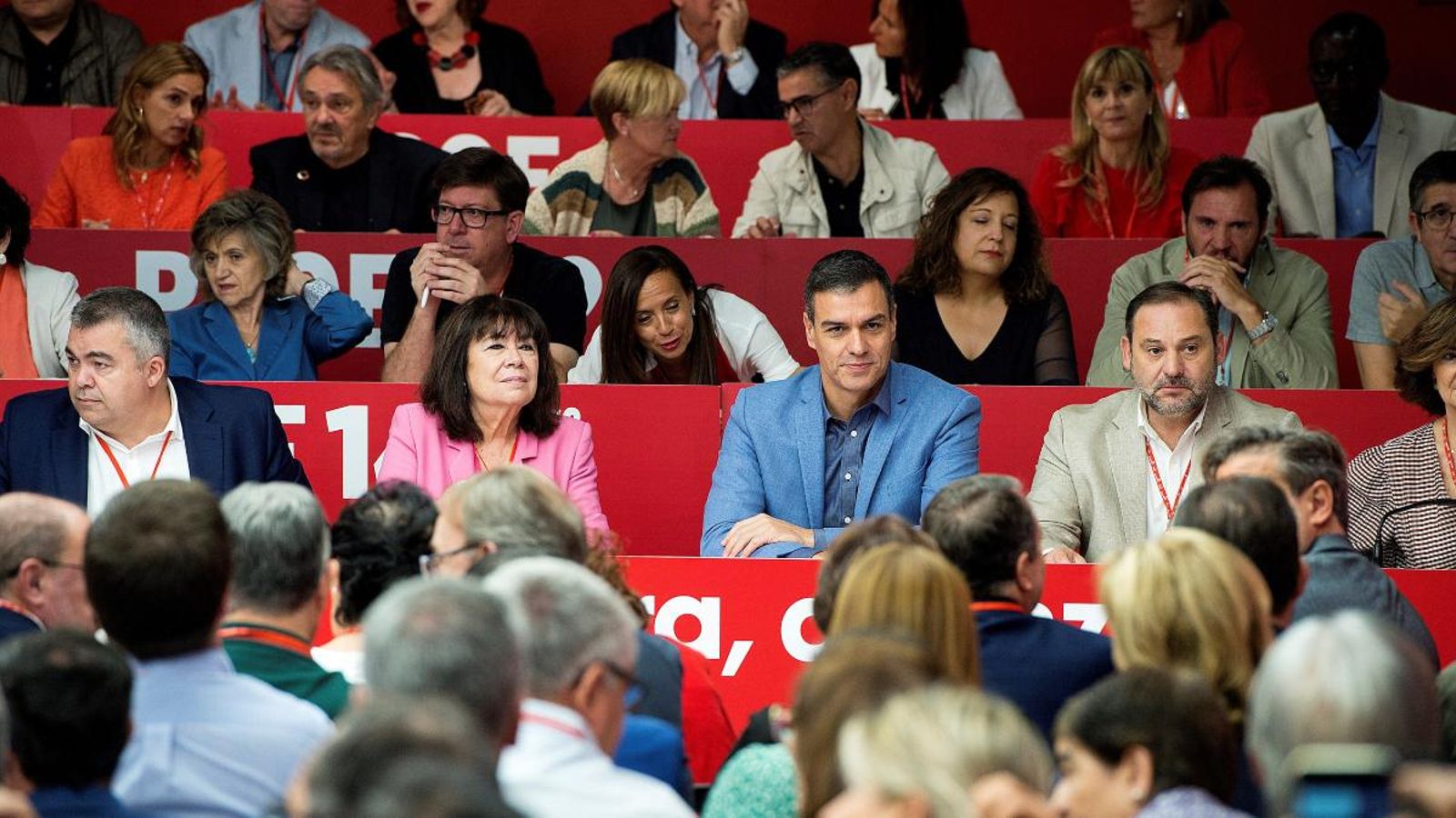 Pedro Sánchez obri la precampanya a València