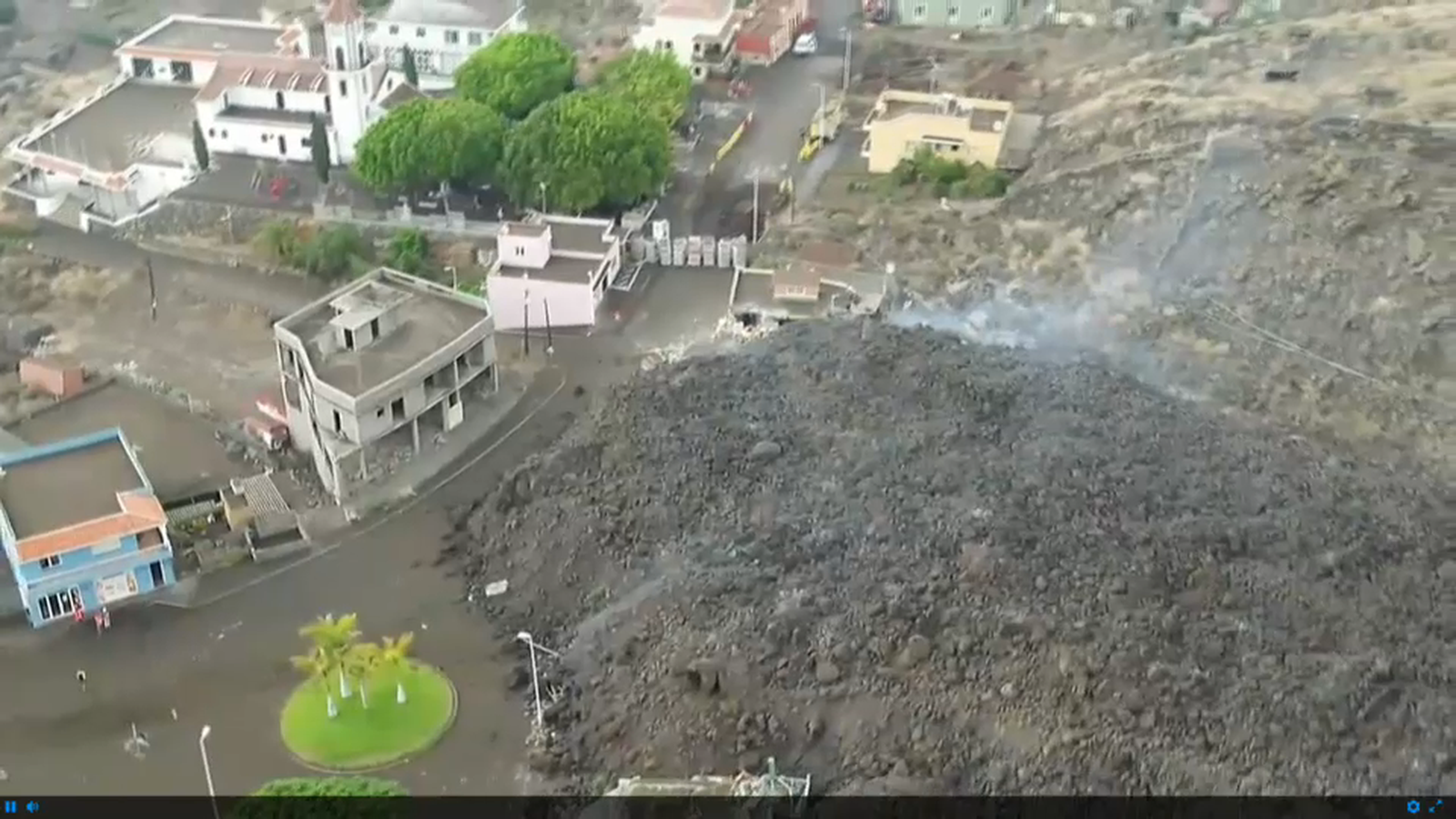 Imatges aèries de l'avanç de la lava