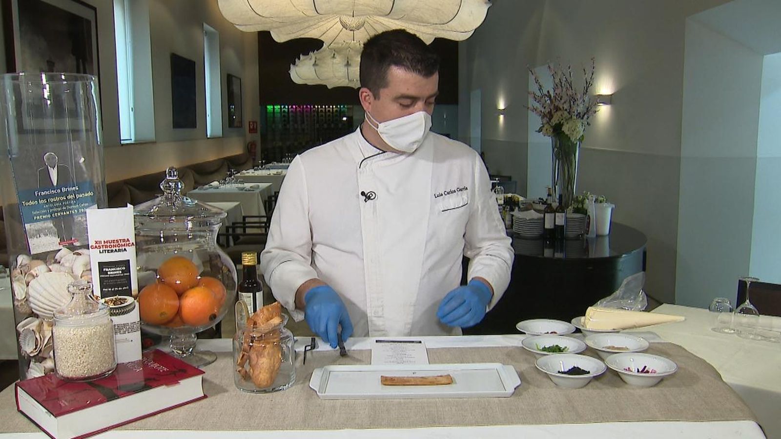 Menú gastronòmic en homenatge a Francisco Brines en el Parador d'Alcalà d'Henares