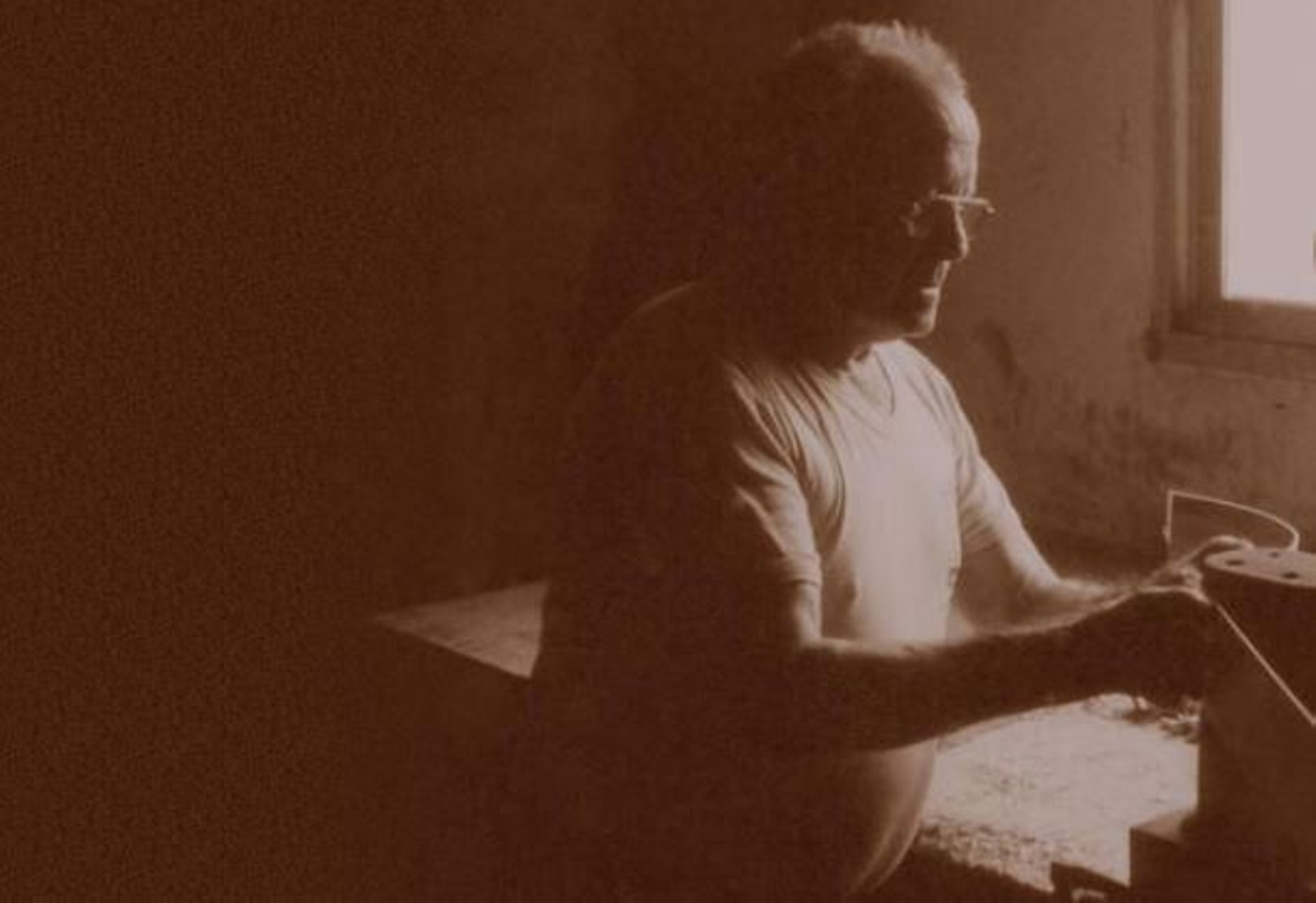 El lutier Francisco Broseta, amb qui va començar la nissaga