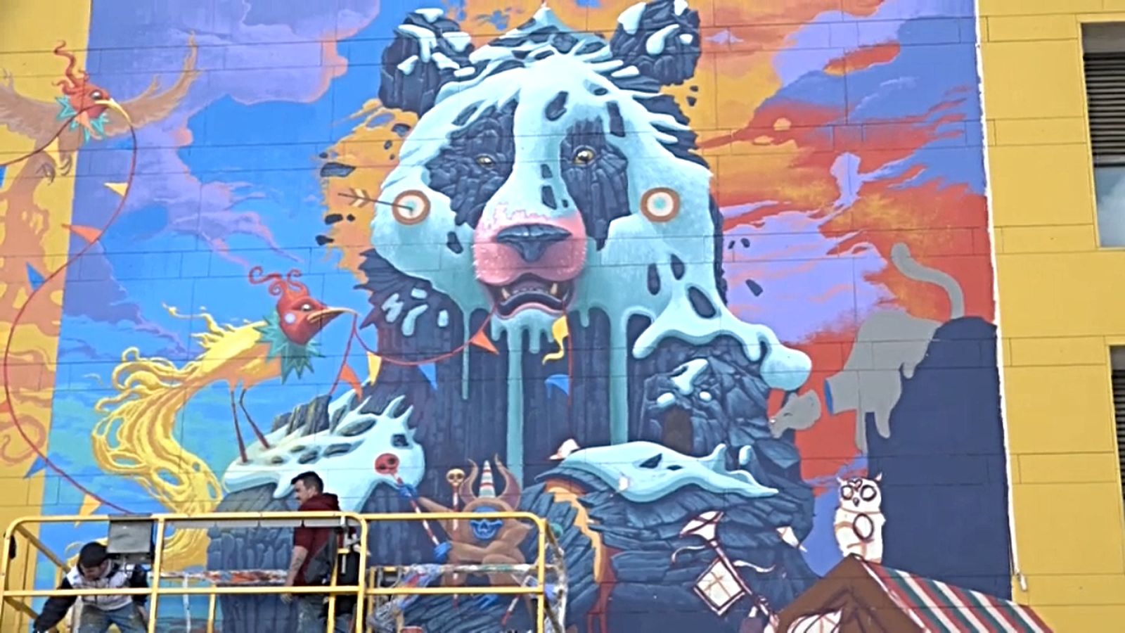 Tots aquests grafits estan repartits en diferents barris d'Alcoi i serviran també per a donar vida i color a alguns espais de la ciutat