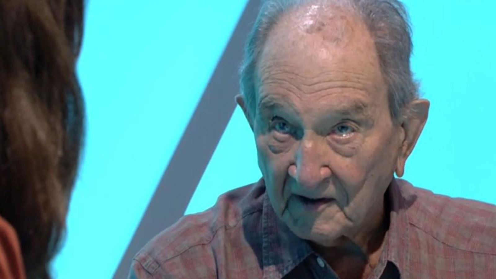 El represaliat republicà Nicolás Sánchez-Albornoz, durant una entrevista en 'La qüestió'