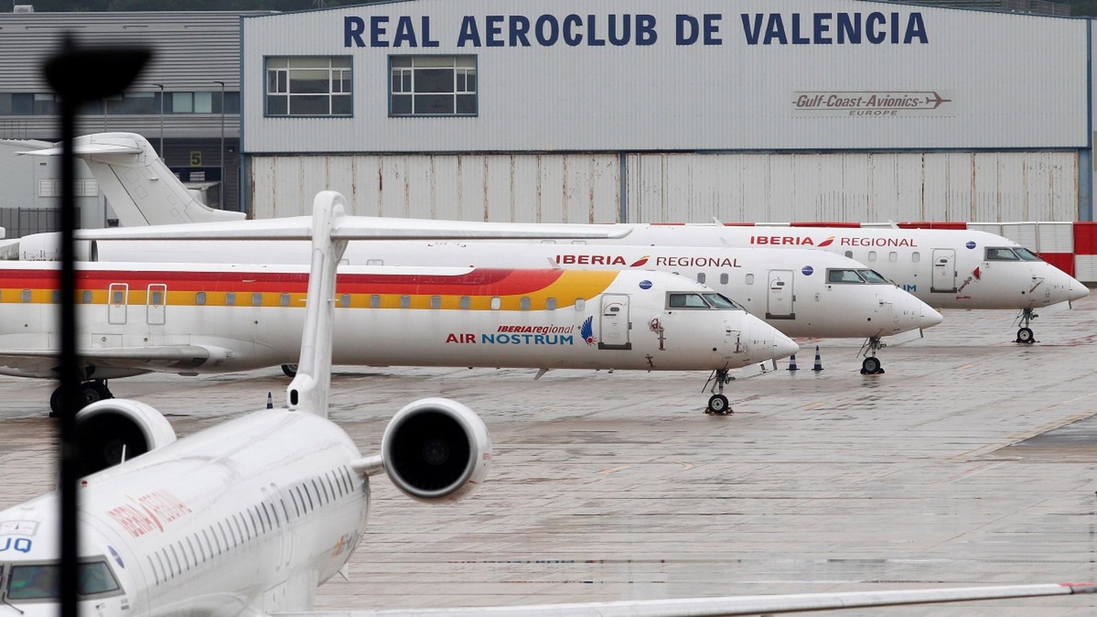 Air Nostrum prepara una reestructuració davant de la fusió amb CityJet
