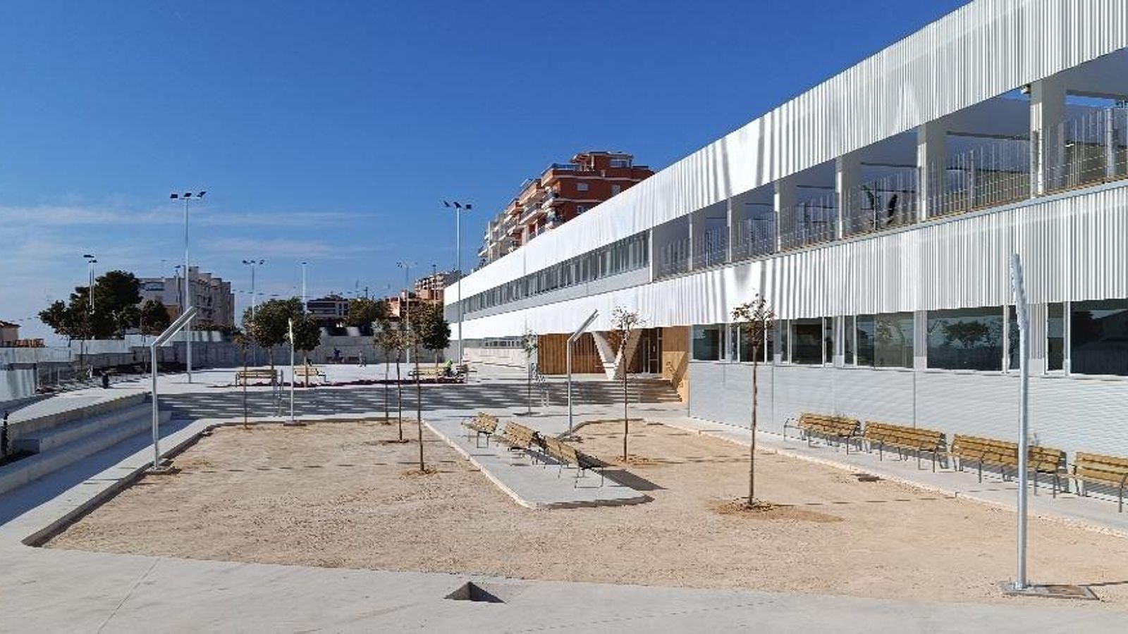 Així és el nou centre educatiu, amb 4.400 metres quadrats