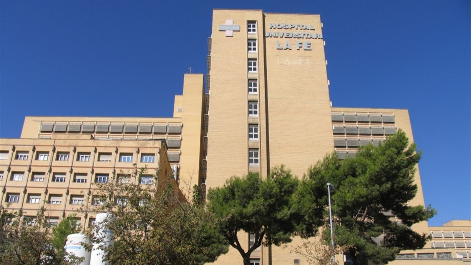 El projecte comptarà amb un centre de salut, amb servei d'urgències 24 hores, que oferirà cobertura a les zones de Campanar, les Tendetes i el Calvari