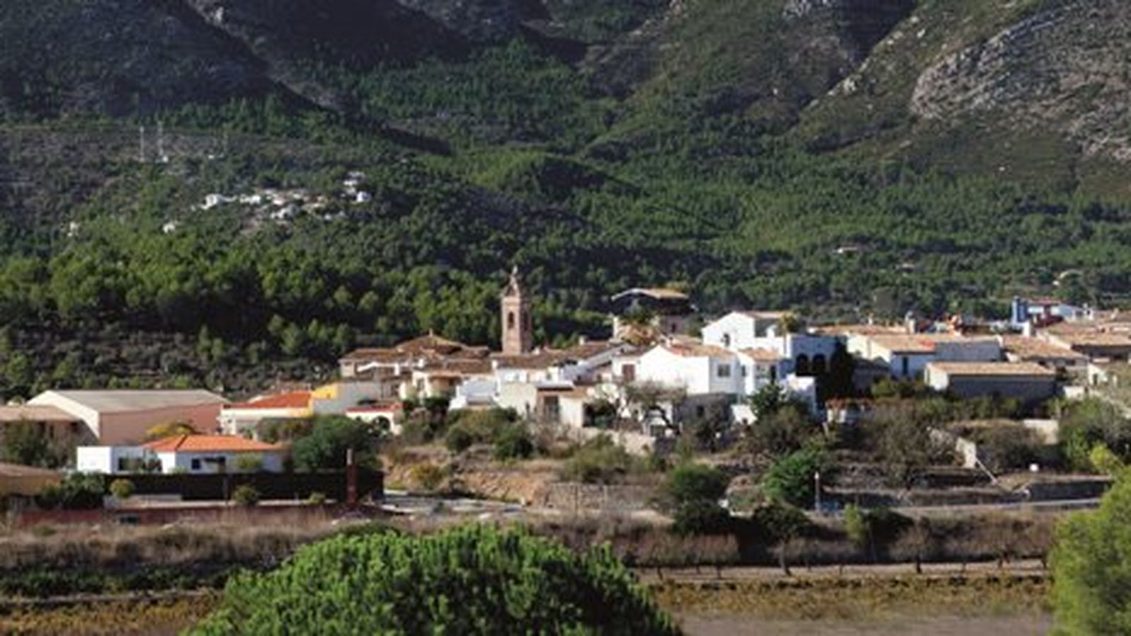 Una panoràmica d'Alcalalí