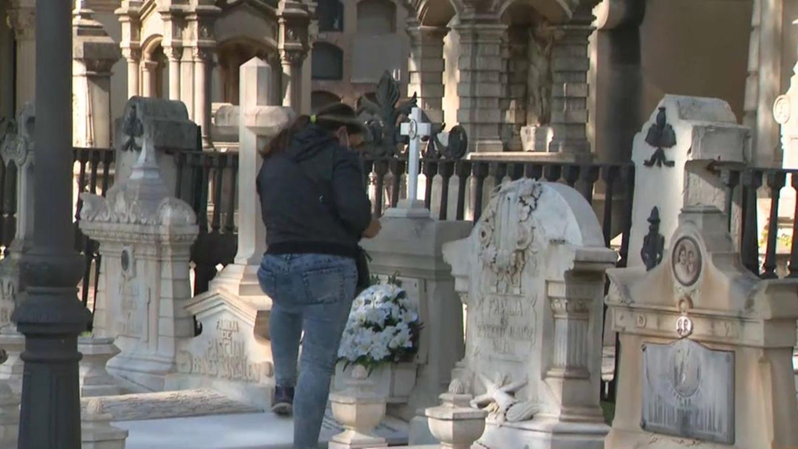 El Cementeri General de València en una imatge de la setmana passada, quan els primers visitants ja acudien a portar flors
