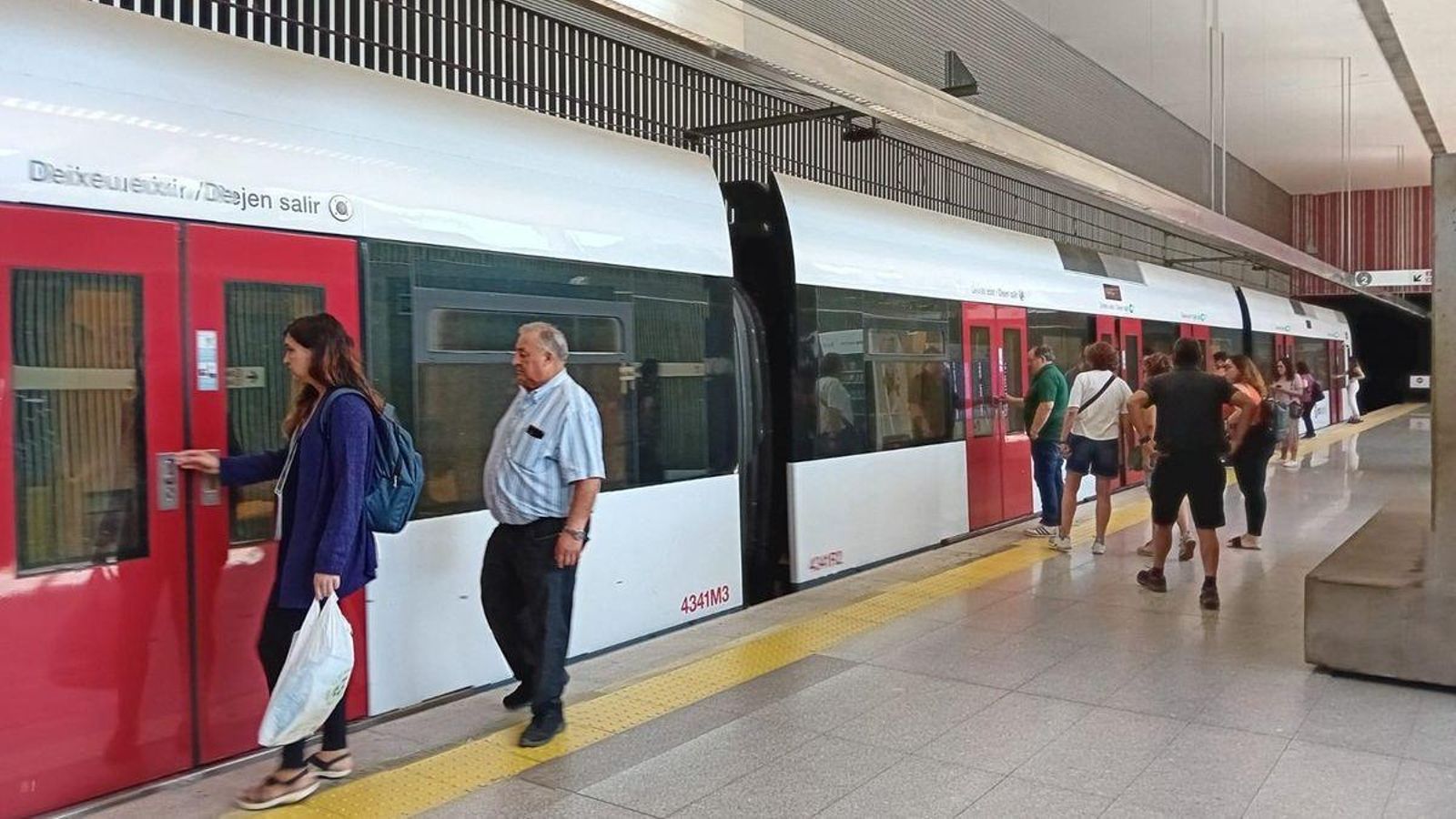 Imatge d'arxiu d'una estació de Metrovalència
