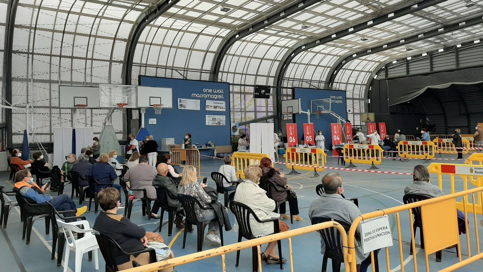 Vacunació al Pavelló One wall de Massamagrell