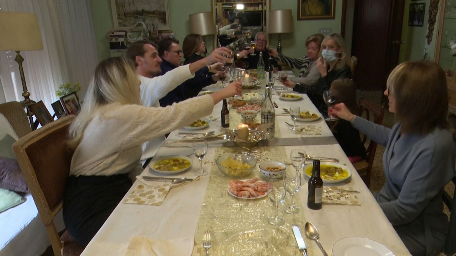 Els experts recomanen mesurar les quantitats i evitar les fartades a Nadal