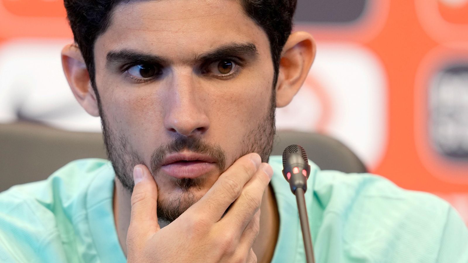 Gonçalo Guedes, en una roda de premsa amb la selecció de Portugal